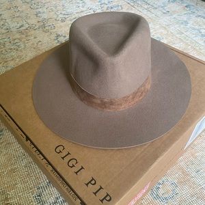 NWT GIGI PIP Miller Hat in Brown